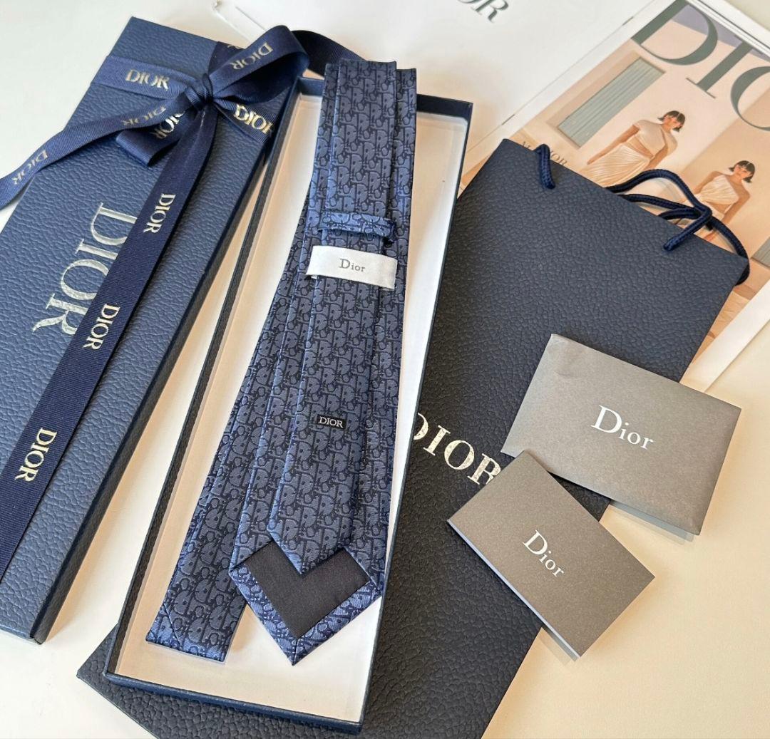 Dior ネクタイ ネイビー