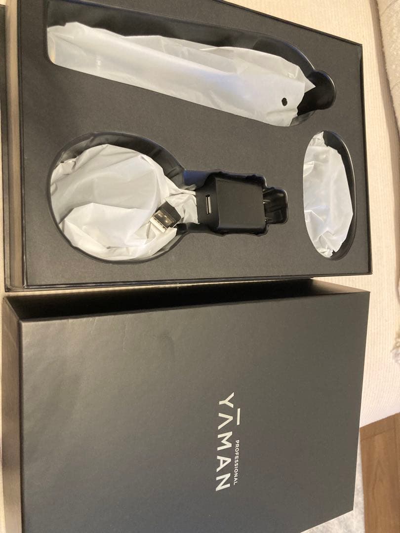 「まさかず」 YAMAN ヴェーダスカルプブラシ　BS for Salon