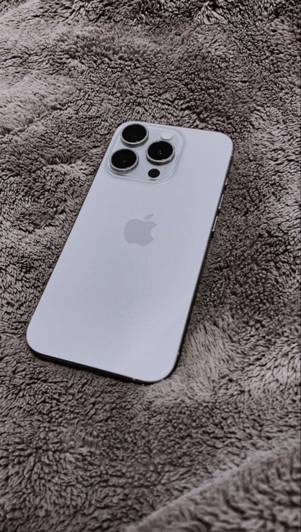 【1週間限定出品】iPhone15 Pro 256GB ナチュラルチタニウム