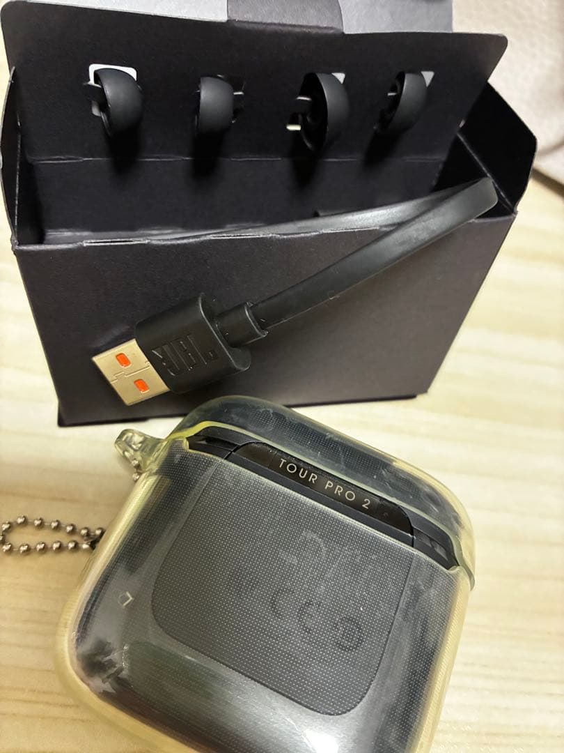 JBL Tour Pro 2【数回使用】