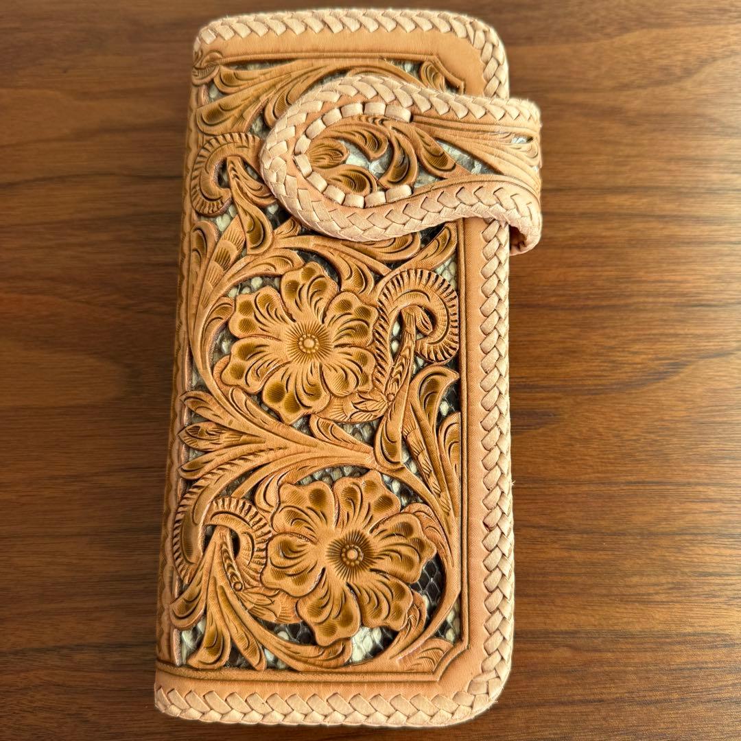 【訳アリ格安品】Carving Wallet ターコイズ本革 財布 店頭品　本物