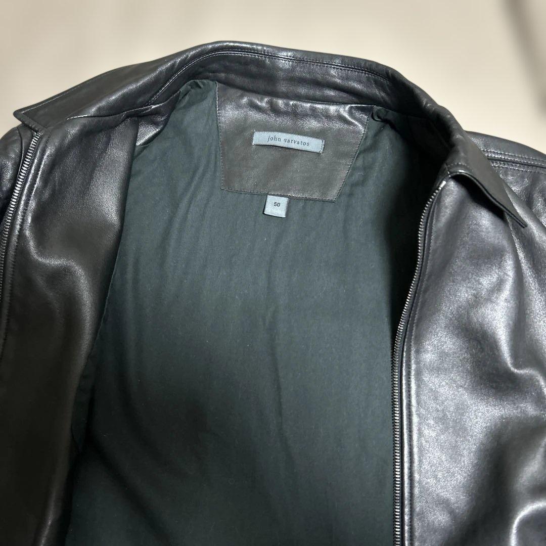 オンワード樫山　john varvatos レザージャケット　黒　ブルゾン　50