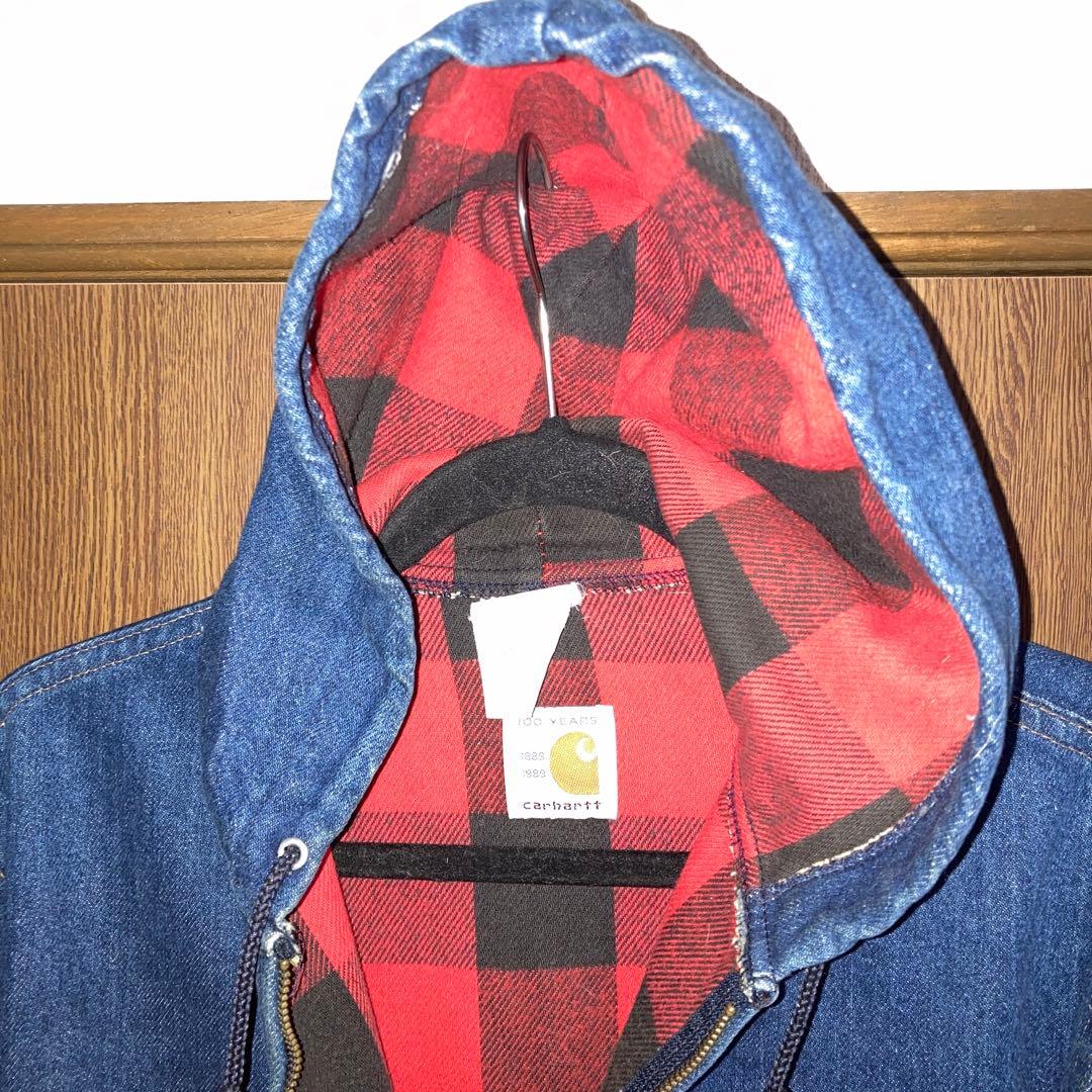 Carhartt 100周年アクティブパーカー