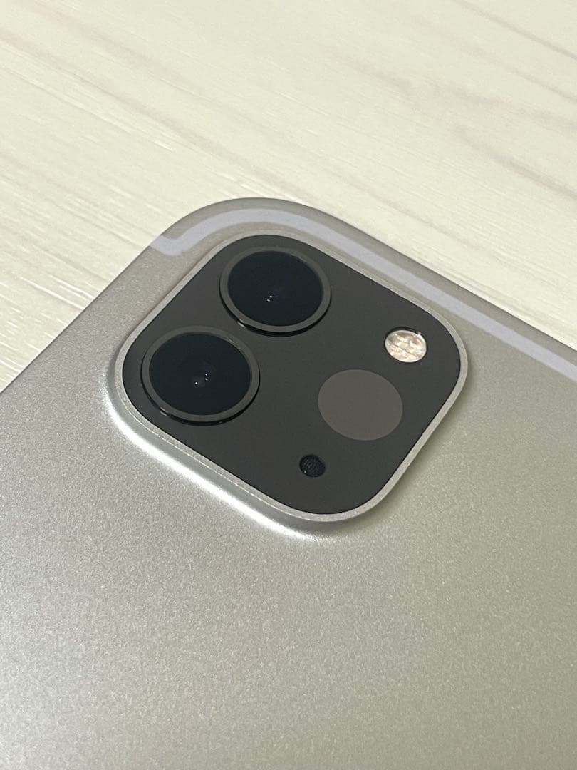 iPad Pro 11インチ 第3世代 セルラーモデル