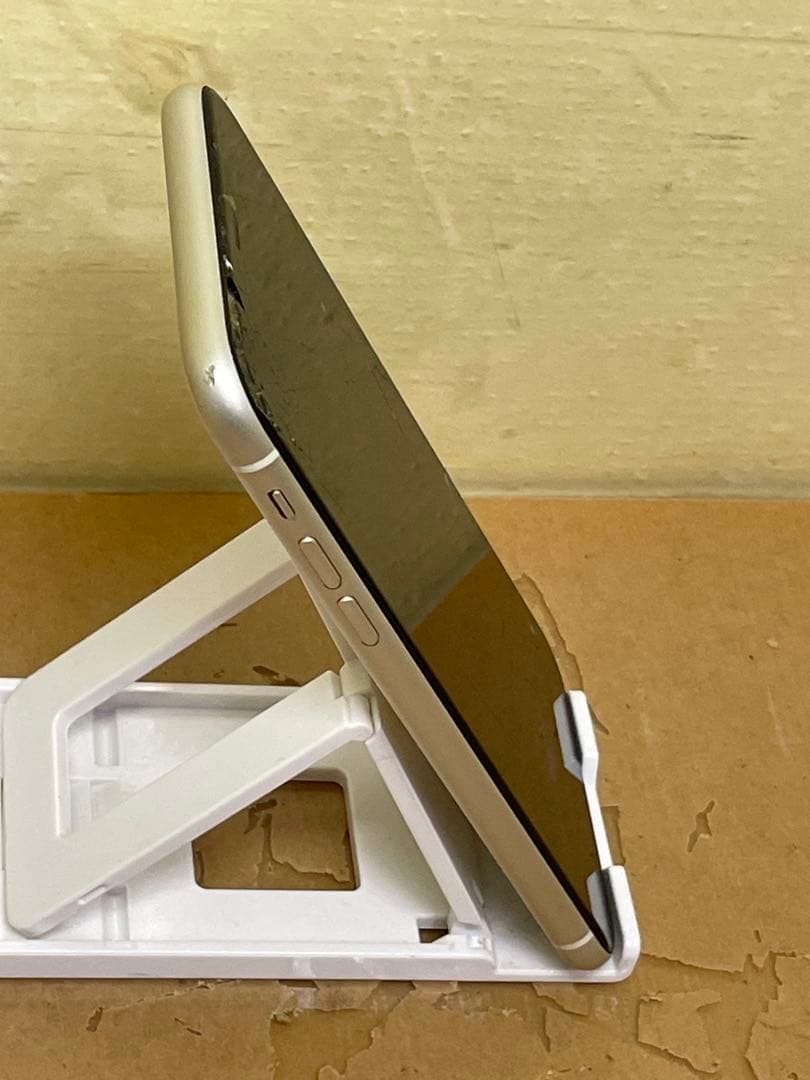 スマートフォン本体 Apple iPhone11 NWLU2J/A 64GB