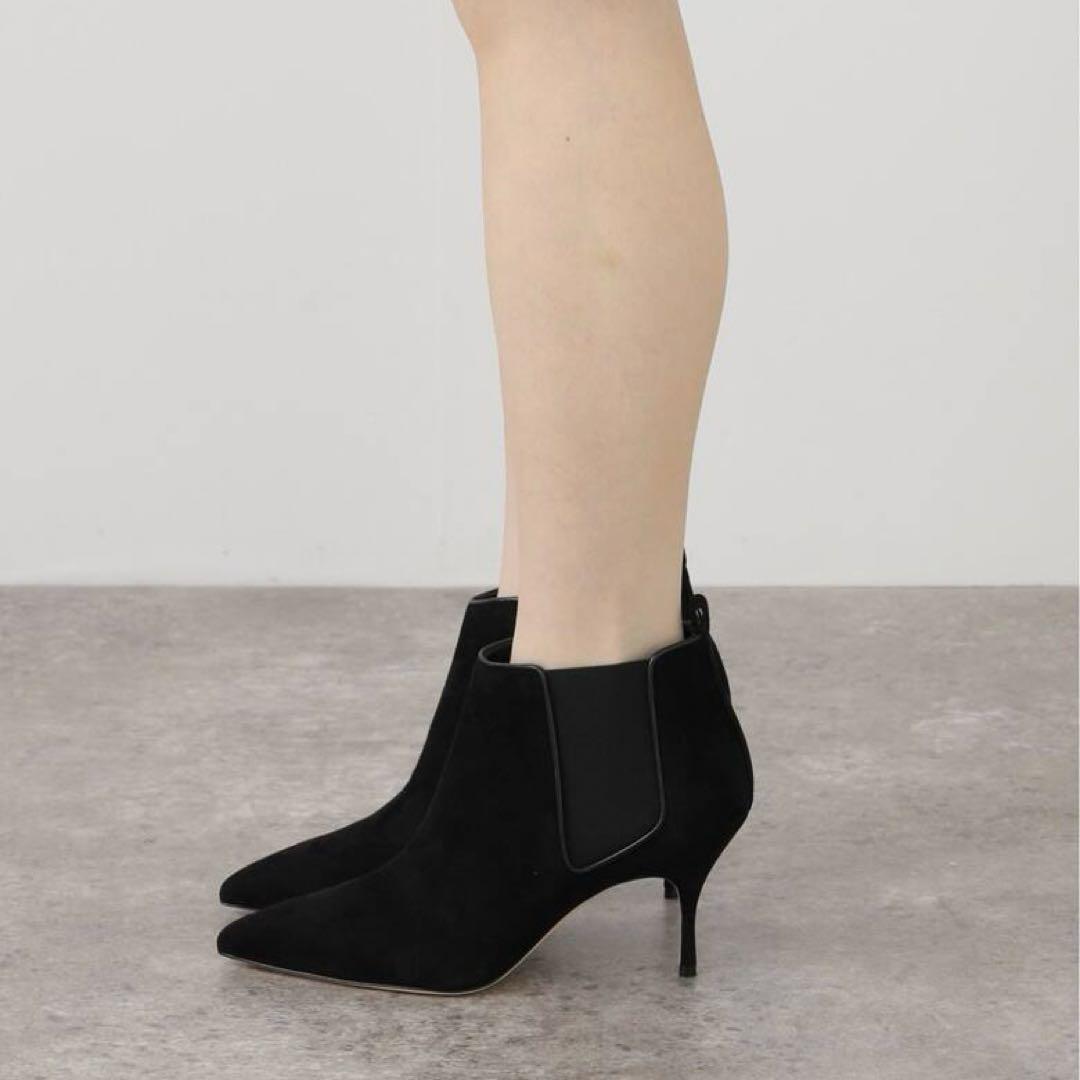 MANOLO BLAHNIK スエードサイドゴアショートブーツ