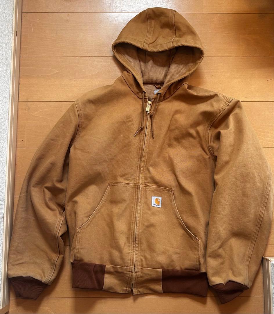 短丈Carhartt フード付きブラウンジャケット