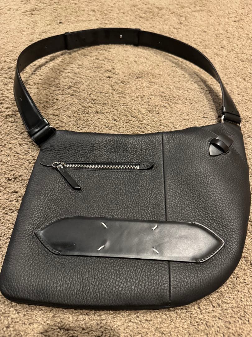 マルジェラ　5AC ボディー バックSB1WG0017 P4746