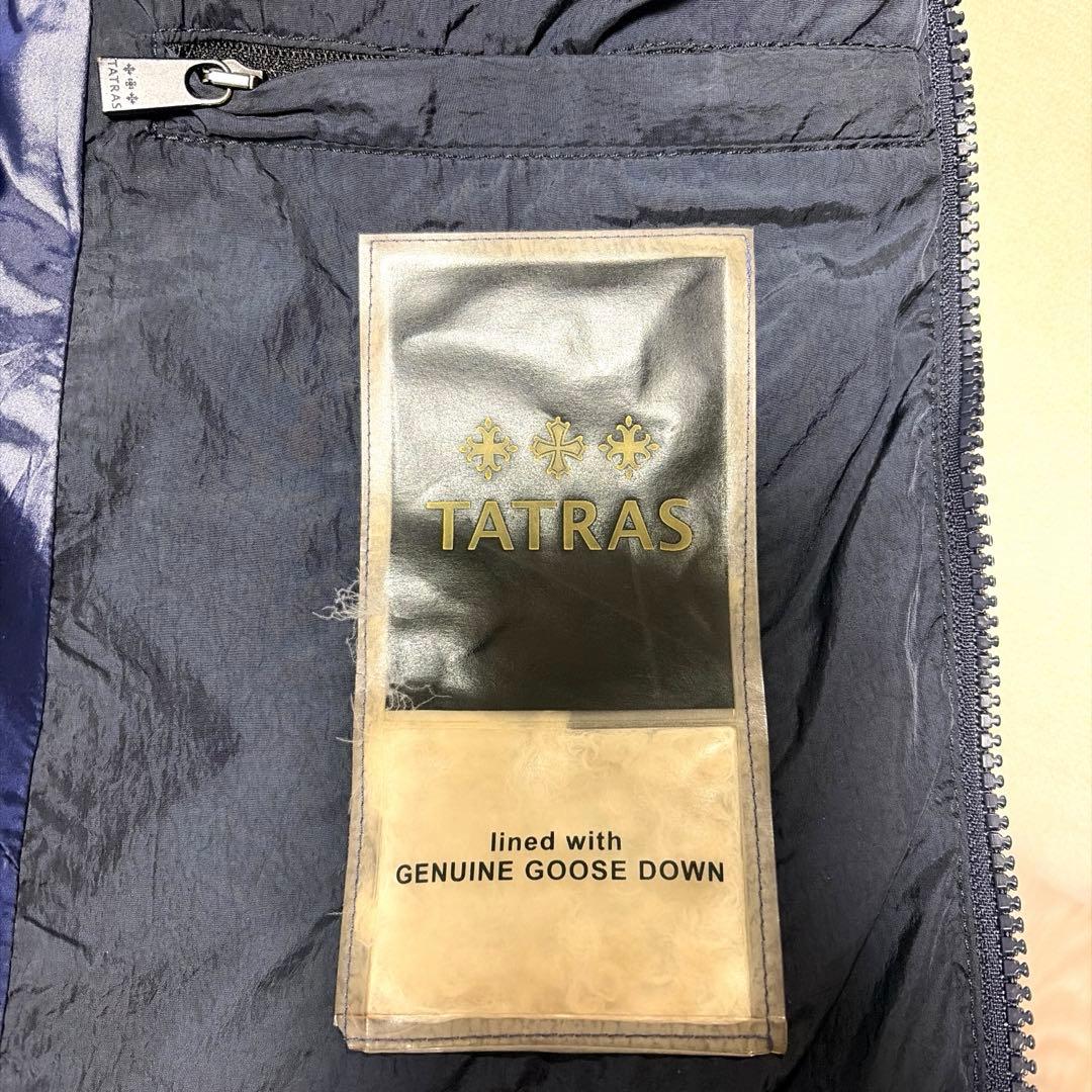 早い者勝ち　TATRAS ポリテアマネイビーダウン タトラスPOLITEAMA紺