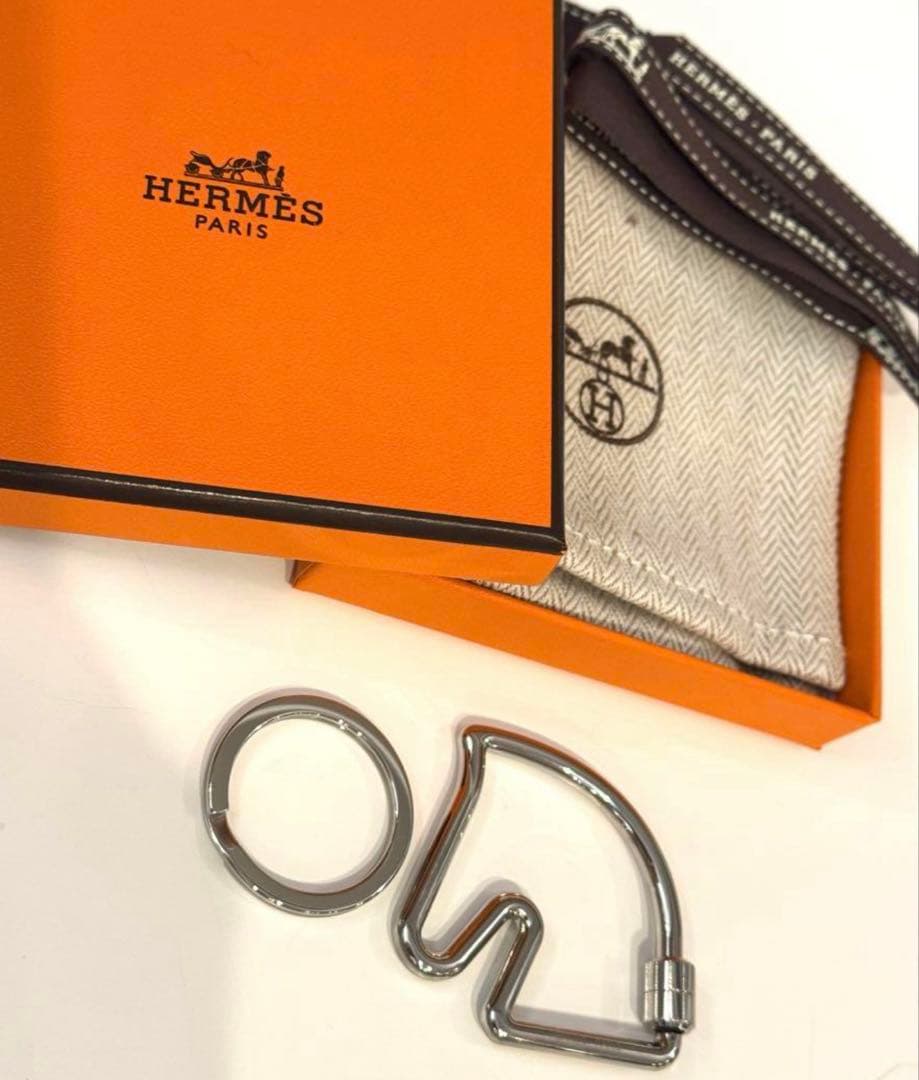 まることまママ専用　確実正規品Hermes シュバル キーリング チャ