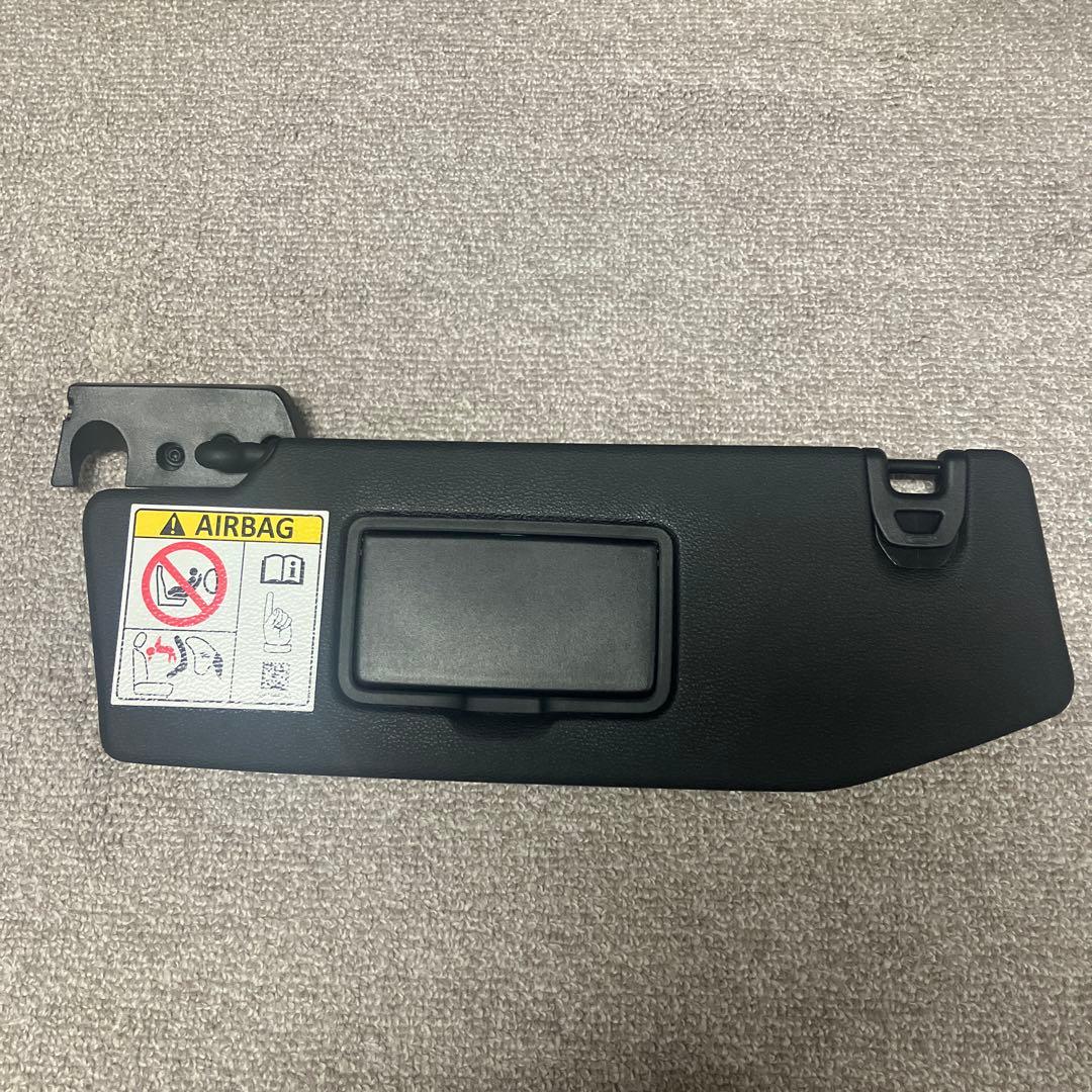 ジープ　ＪL ラングラー　サンバイザー　助手席側　新品