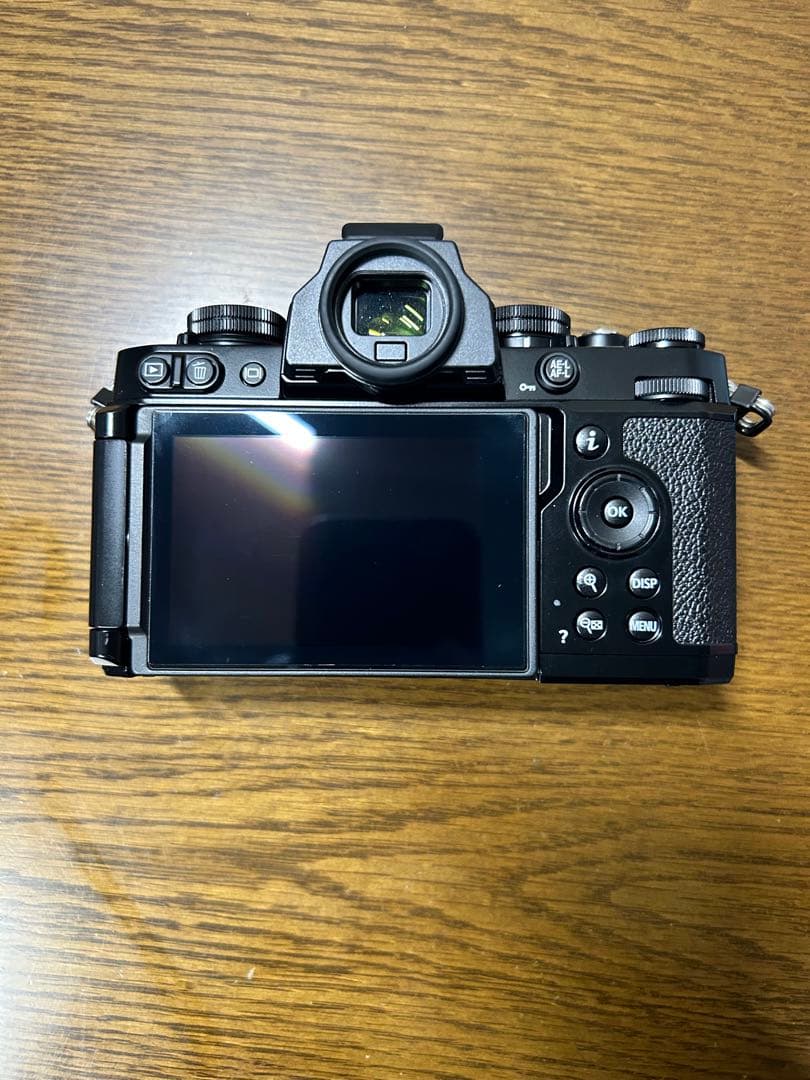 Nikon Z fcブラック ミラーレス一眼 本体