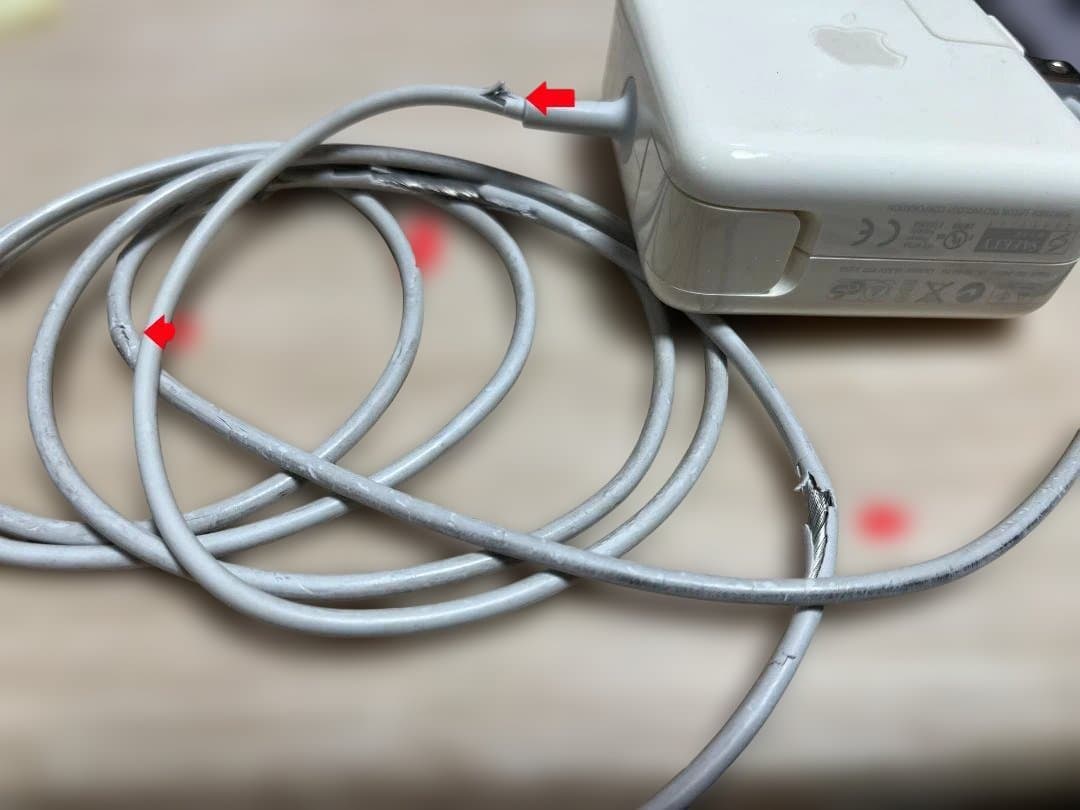 MacBook Air 13インチ Early 2014 本体　電池交換済