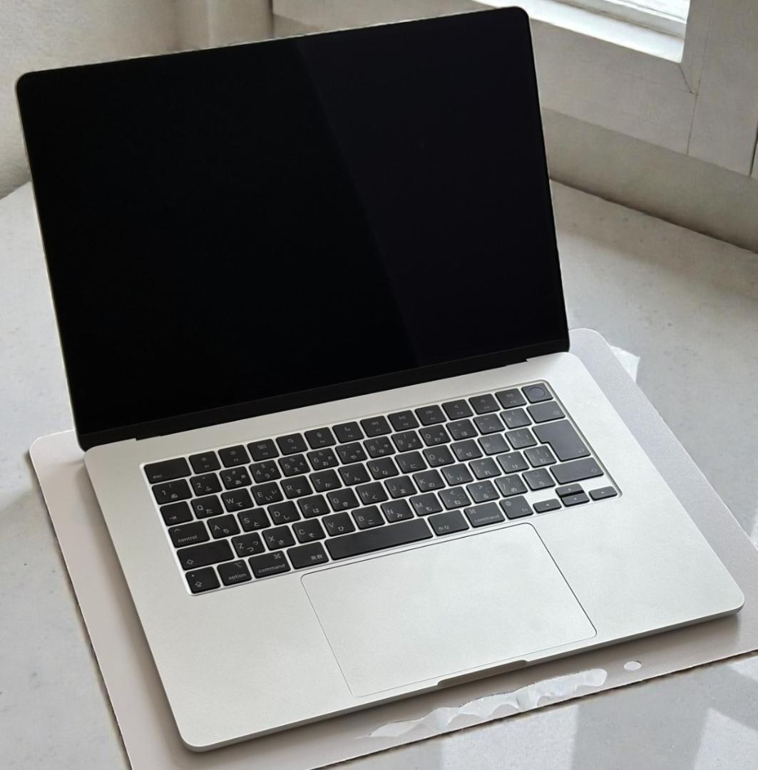 MacBookAir 15インチ M2 256GB メモリ16GB BT100％