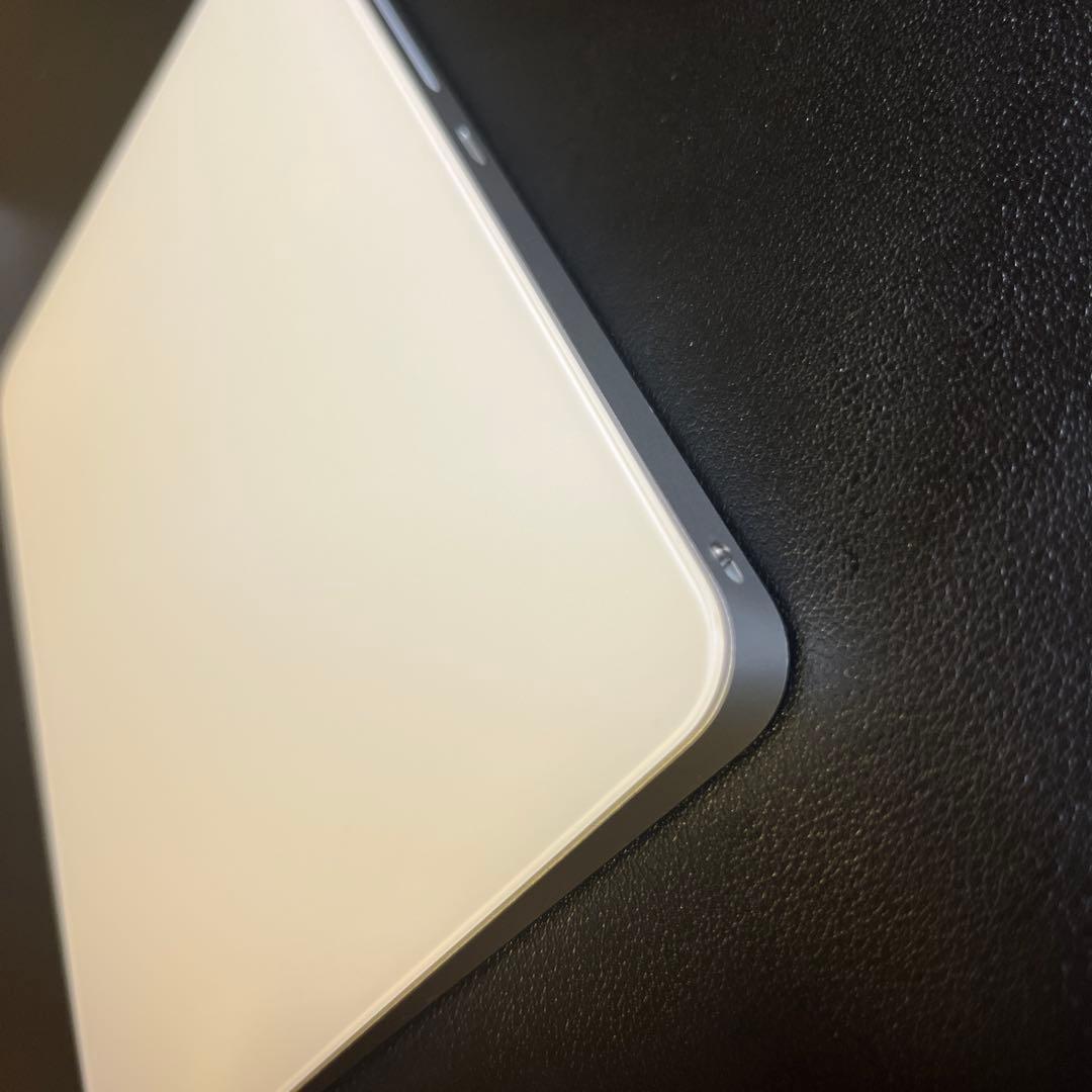 Magic Trackpad ホワイト