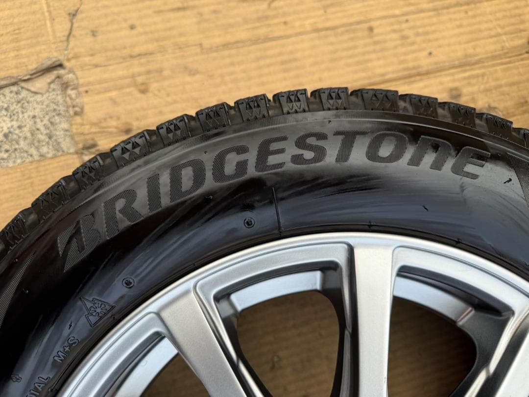 ルーミー タンク ソリオ トール ブーン スタッドレスセット 165/65R14