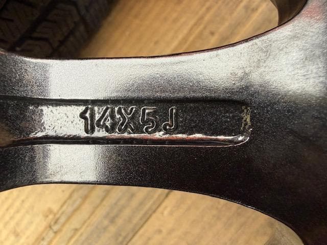 ルーミー タンク ソリオ トール ブーン スタッドレスセット 165/65R14