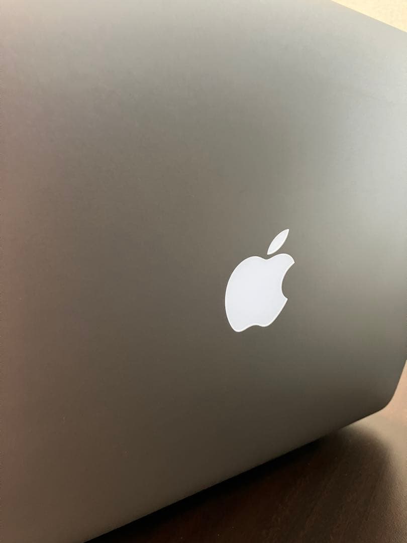 MacBook Air 13 intel i5 128GBシルバー 初期化済み