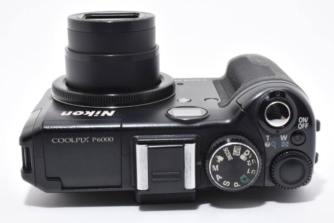 ニコン　Nikon COOLPIX P6000 ≪バッテリー新品、動作確認済≫