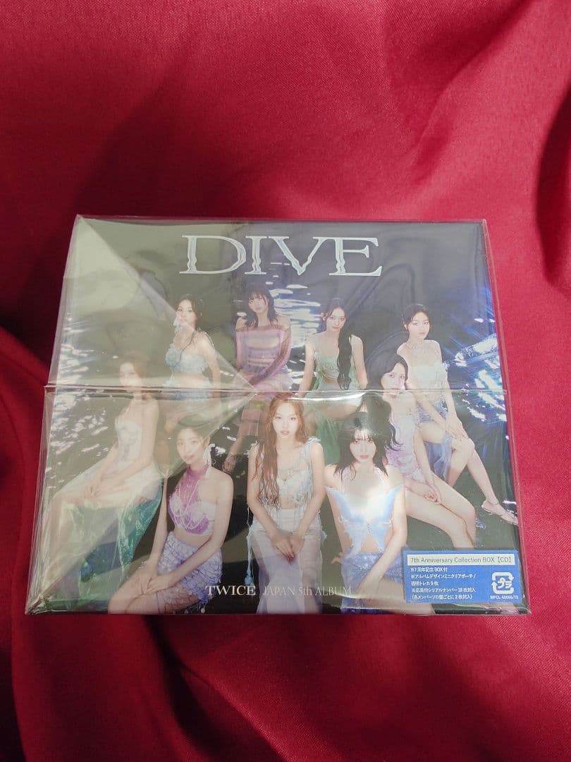 K-POP・アジア TWICE DIVE 7th AnniversaryCollectionBox