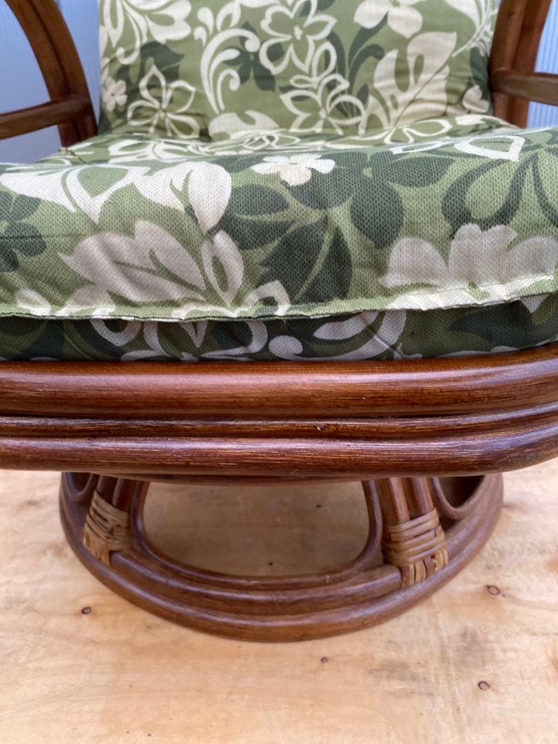 ラタン 籐 回転座椅子 リクライニング 花柄 クッション チェア