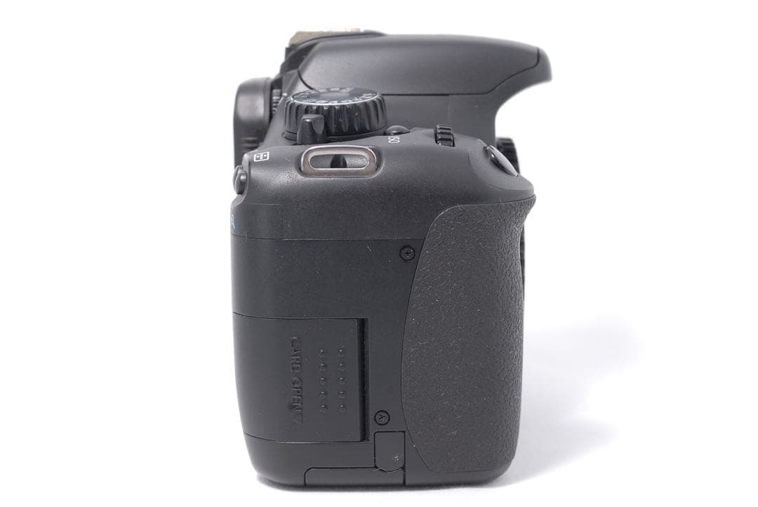 【Canon Kiss X4】超希少★ショット数5900台✨SDカードリーダー付