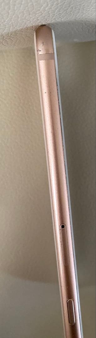 iPhone8 64GB au SIMロック解除済 ひび割れあり