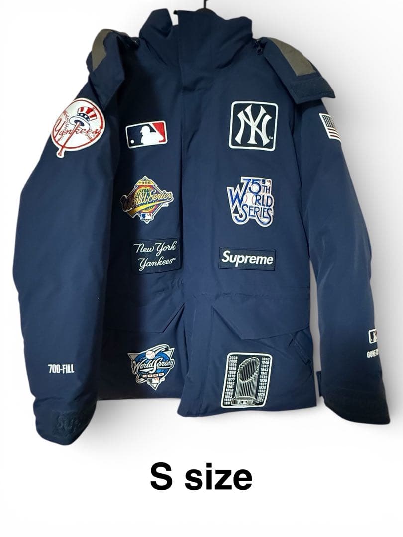 Supreme ニューヨーク・ヤンキース ダウンジャケット Sサイズ