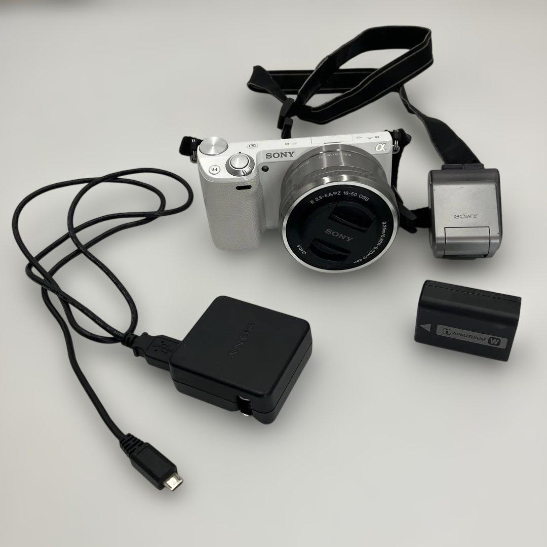 美品　SONY ミラーレスカメラNEX−5R