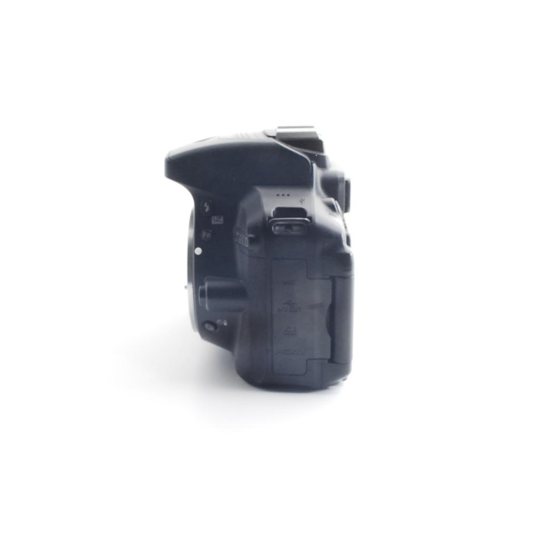 Nikon D5300✨遠近両用レンズ 一眼レフカメラ スマホ転送 初心者向け