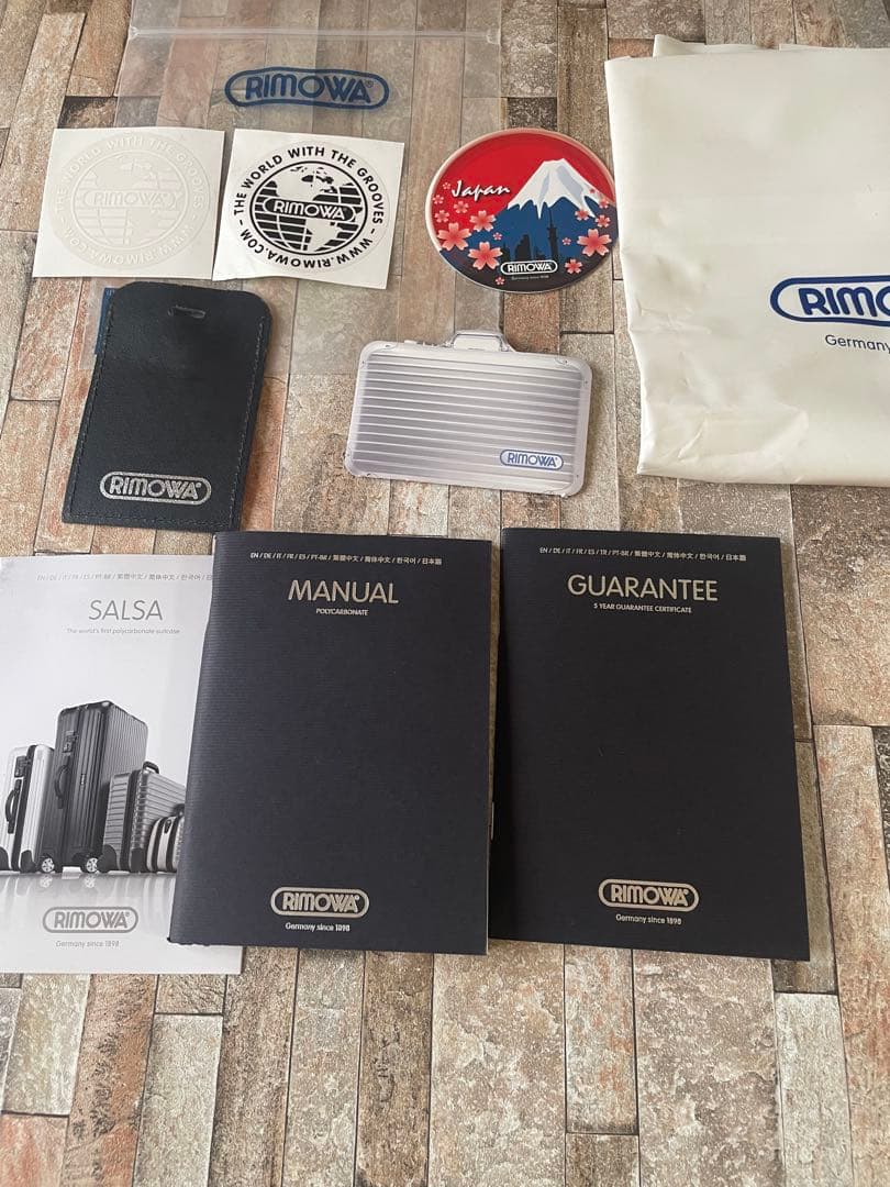 RIMOWA サルサ　キャリーケース　四輪