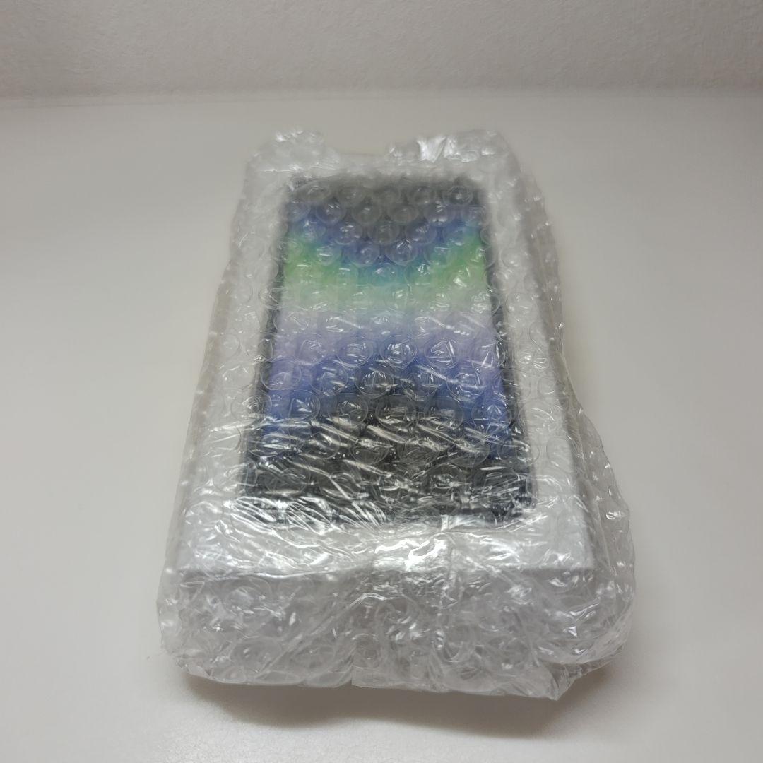 【美】 iPhone SE (第3世代) 64GB スターライト 白