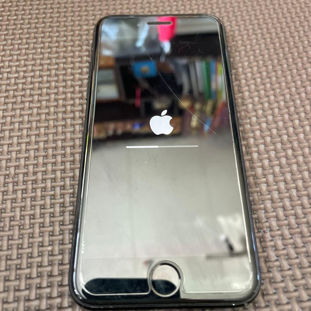 Apple iPhone 7 128GB ブラック本体　SIMフリー