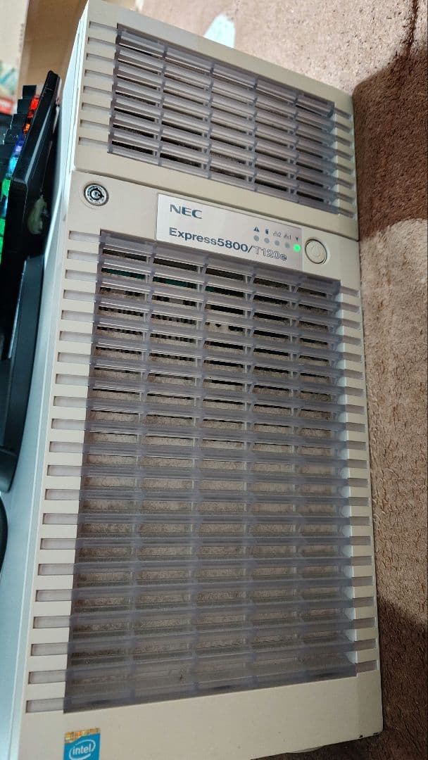 サーバー NEC express 5800 t120e