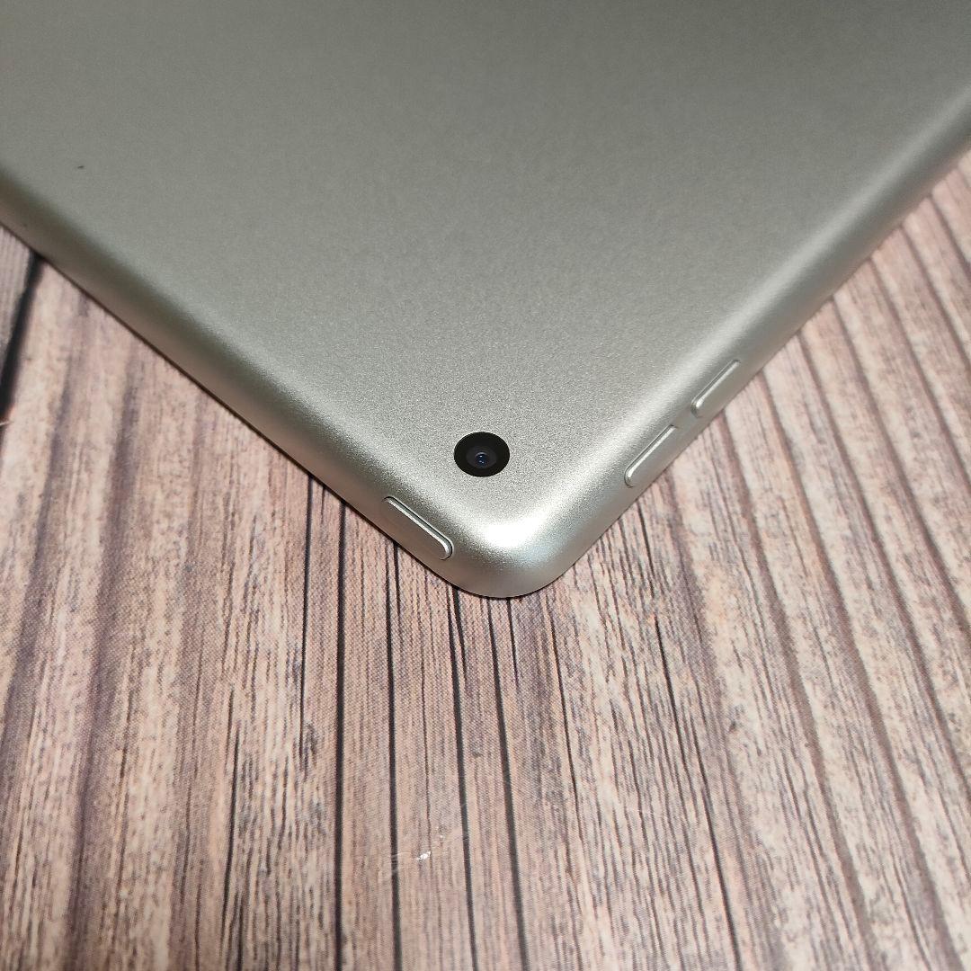 iPad 第7世代 32GB シルバー 新品同様