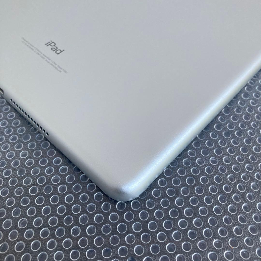 3182【早い者勝ち】iPad6 第6世代 32GB WIFIモデル☆
