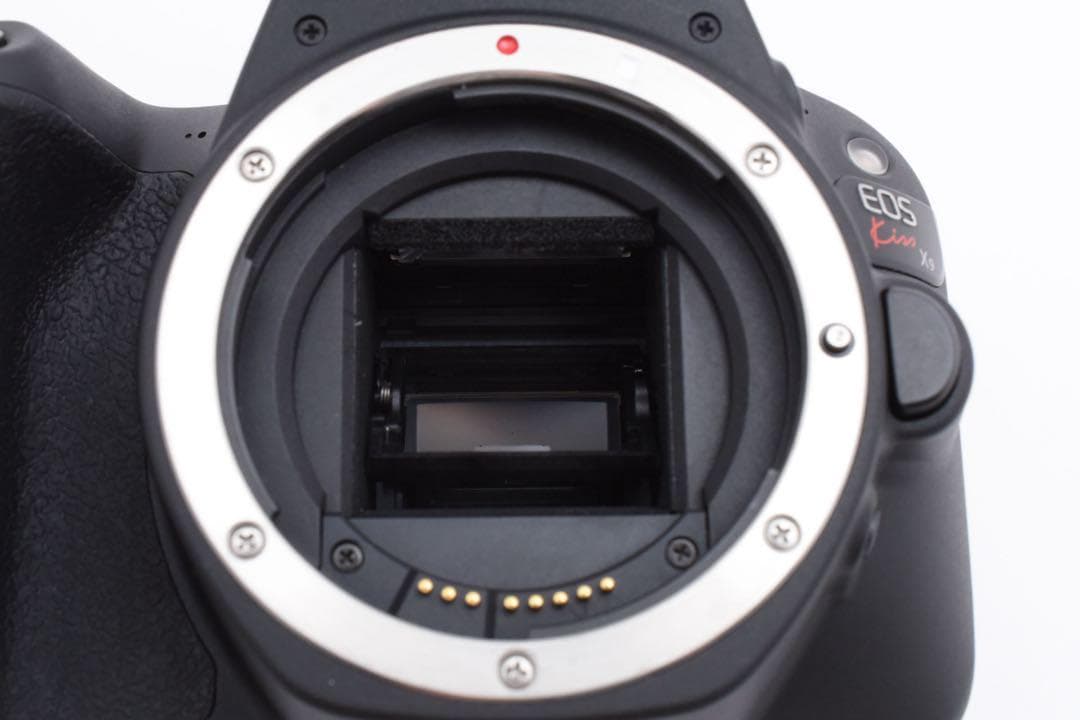 キャノン kiss X9☆高性能STM＆超望遠☆Wi-Fi☆一眼レフカメラ