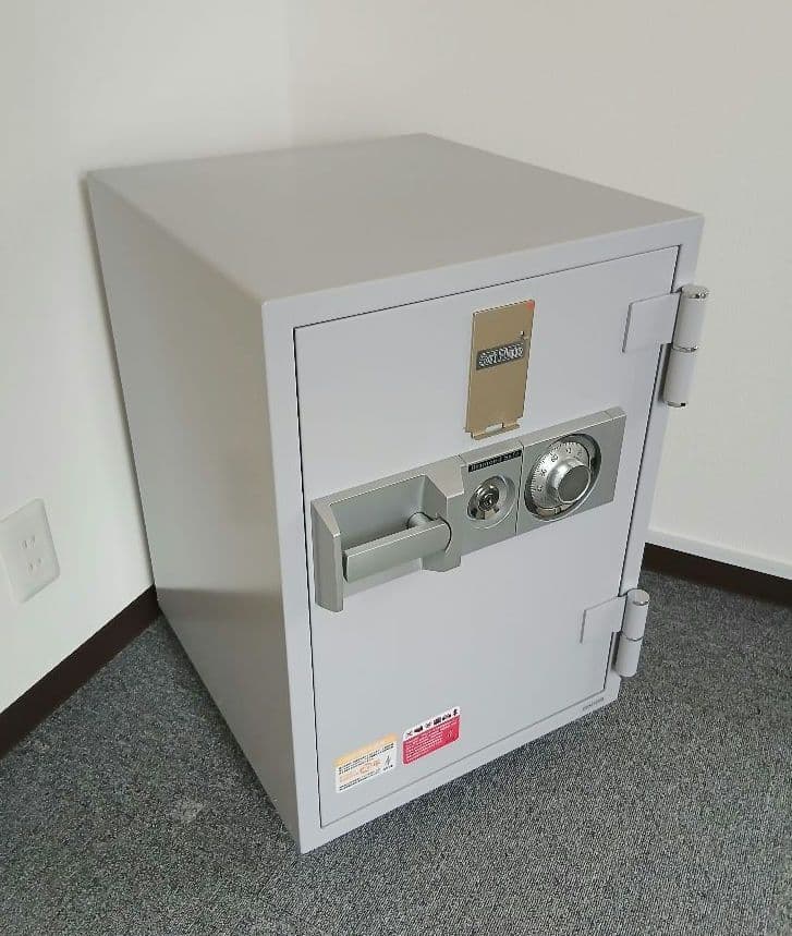 ダイヤセーフ 大型耐火金庫 ダイヤル式 DT68-DX 家庭用