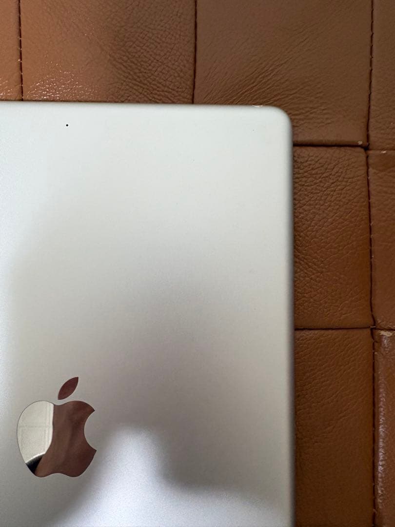 美品 Apple iPad 第9世代 64GB Wi-Fi シルバー 付属品完備