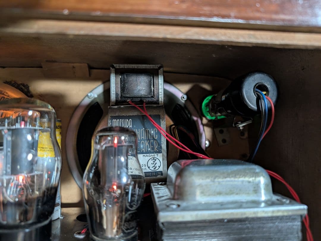 マツダ614A　昭和レトロ真空管ラジオ　bluetooth付　家族団らん