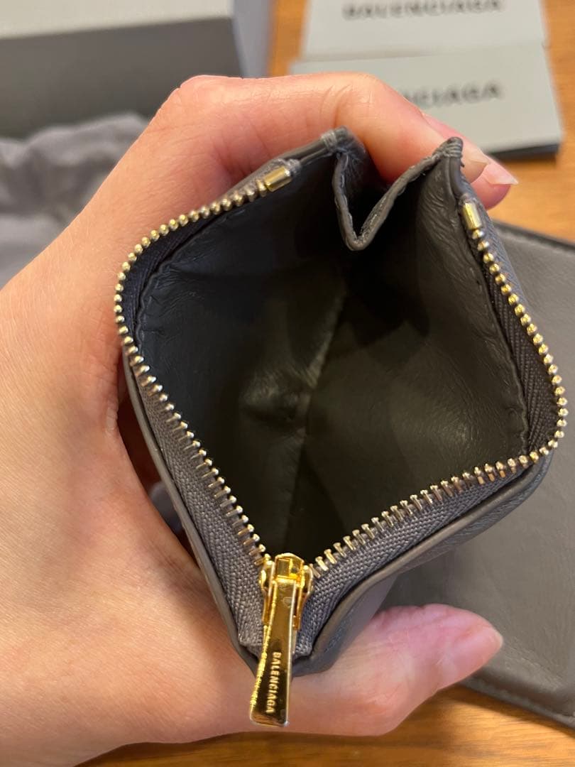 BALENCIAGA 三つ折り財布 グレー