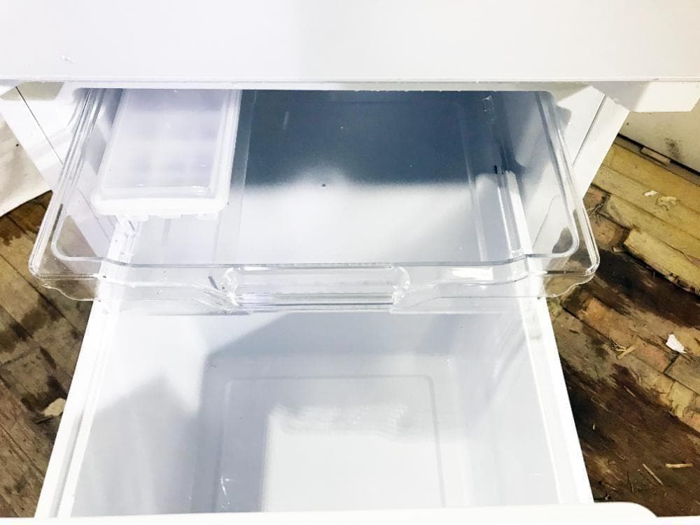 ★美品★Hisense 134L 冷蔵庫【HR-G13A-W】G21B
