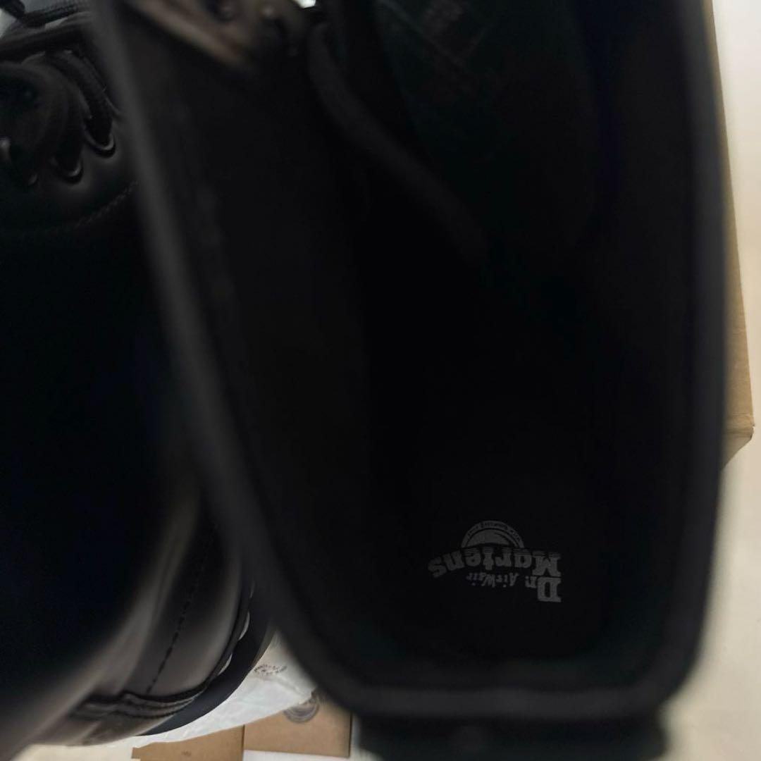 ドクターマーチン 1460 8ホールブーツ　ホワイトステッチ　Dr.マーチン