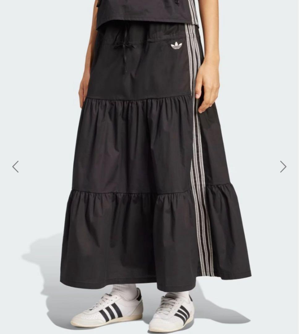 adidas ブラック ティアードスカート