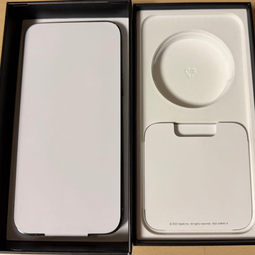 美品 フィルムあり iPhone 13 Pro Max シエラブルー　256GB