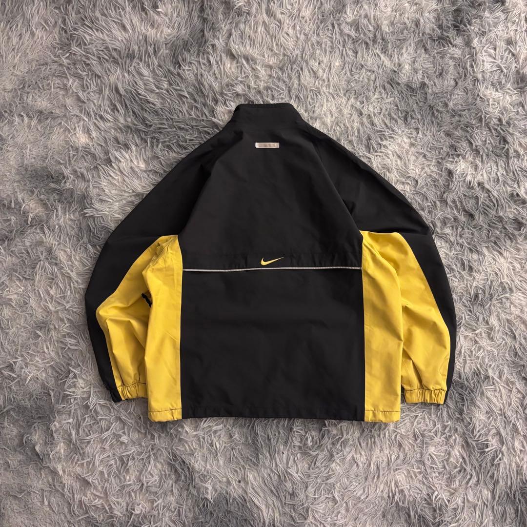 n*i様 90s NIKE イエロー　ナイロンジャケット　oldnike 短丈