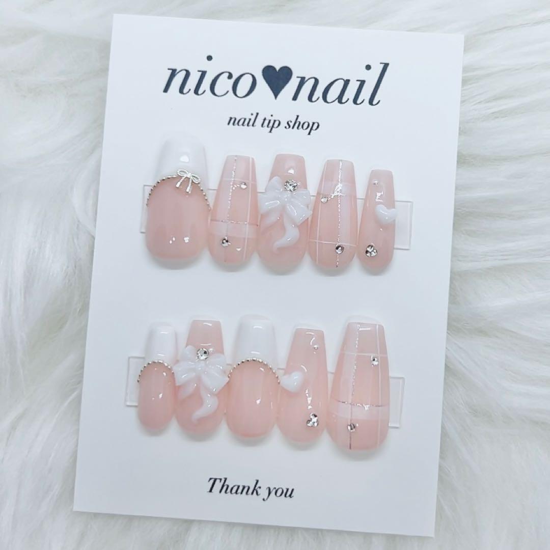 Sakページ♡ネイルチップ 量産型 ワンホン 韓国 ピンク 白 薔薇