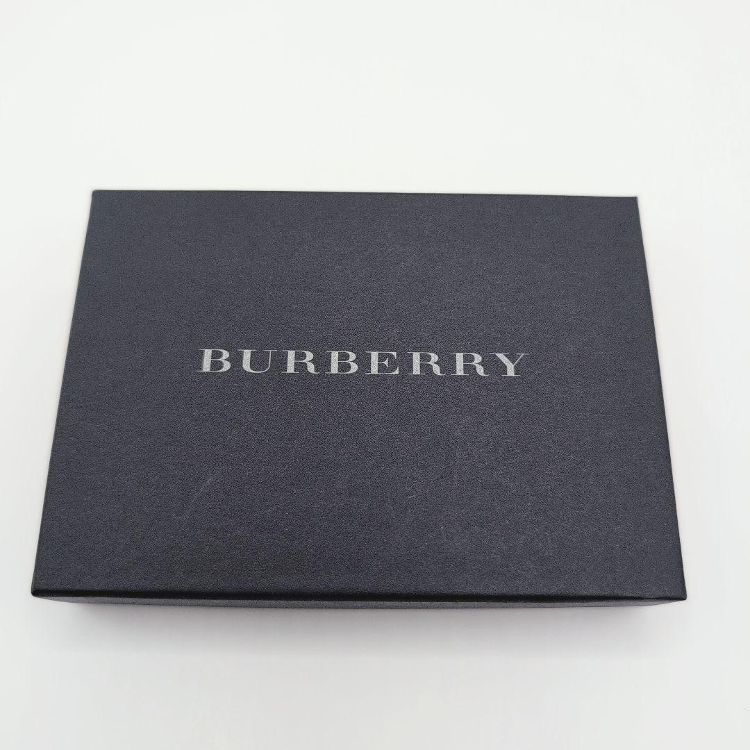 未使用級✨BURBERRY 名刺入れ ノバチェック レザー