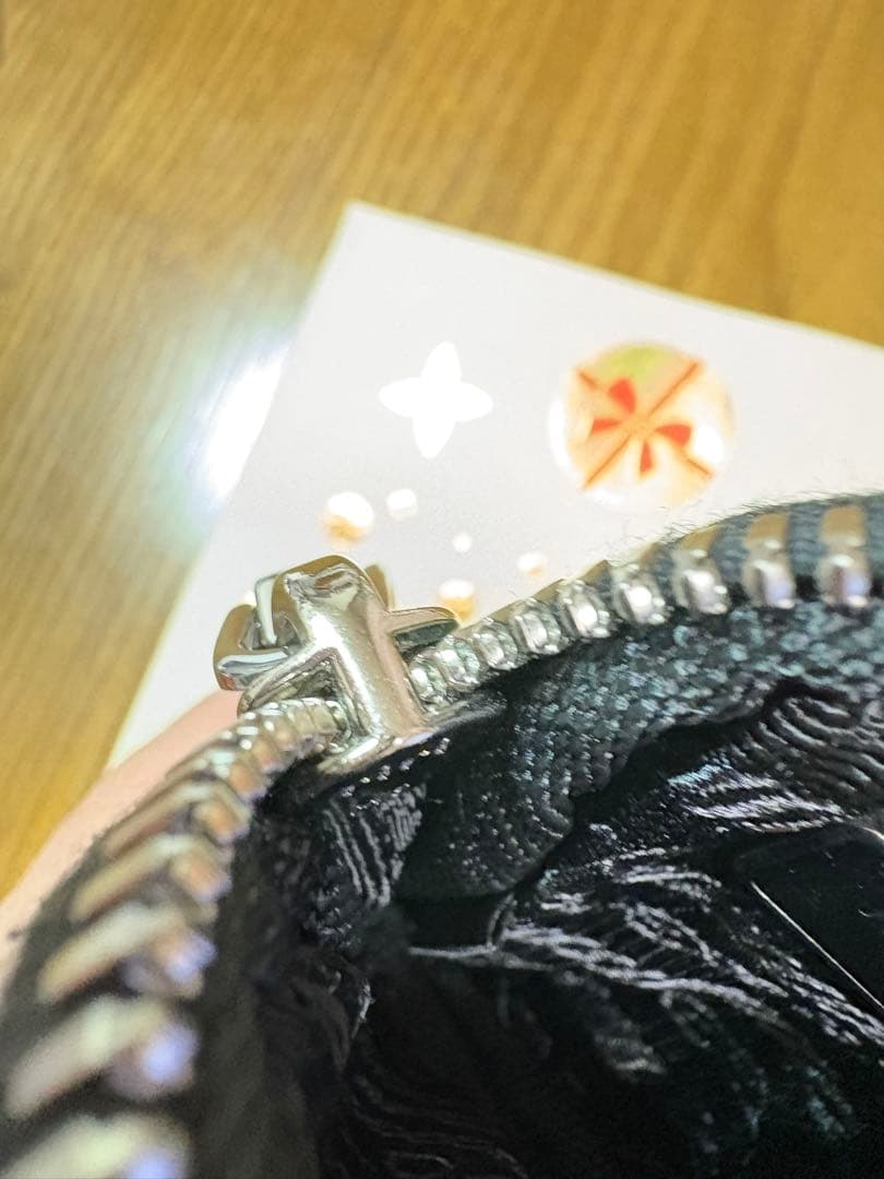 PRADA ブラック ミニポーチ ケース ストラップ付き