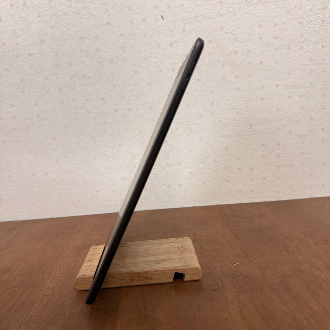 ● 美品 iPad 第9世代 64GB MK2K3J/A バッテリー100％